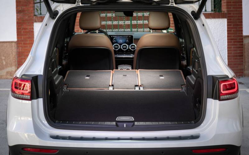 Comparison MercedesBenz GLB 250 2020 vs MercedesBenz GLEClass